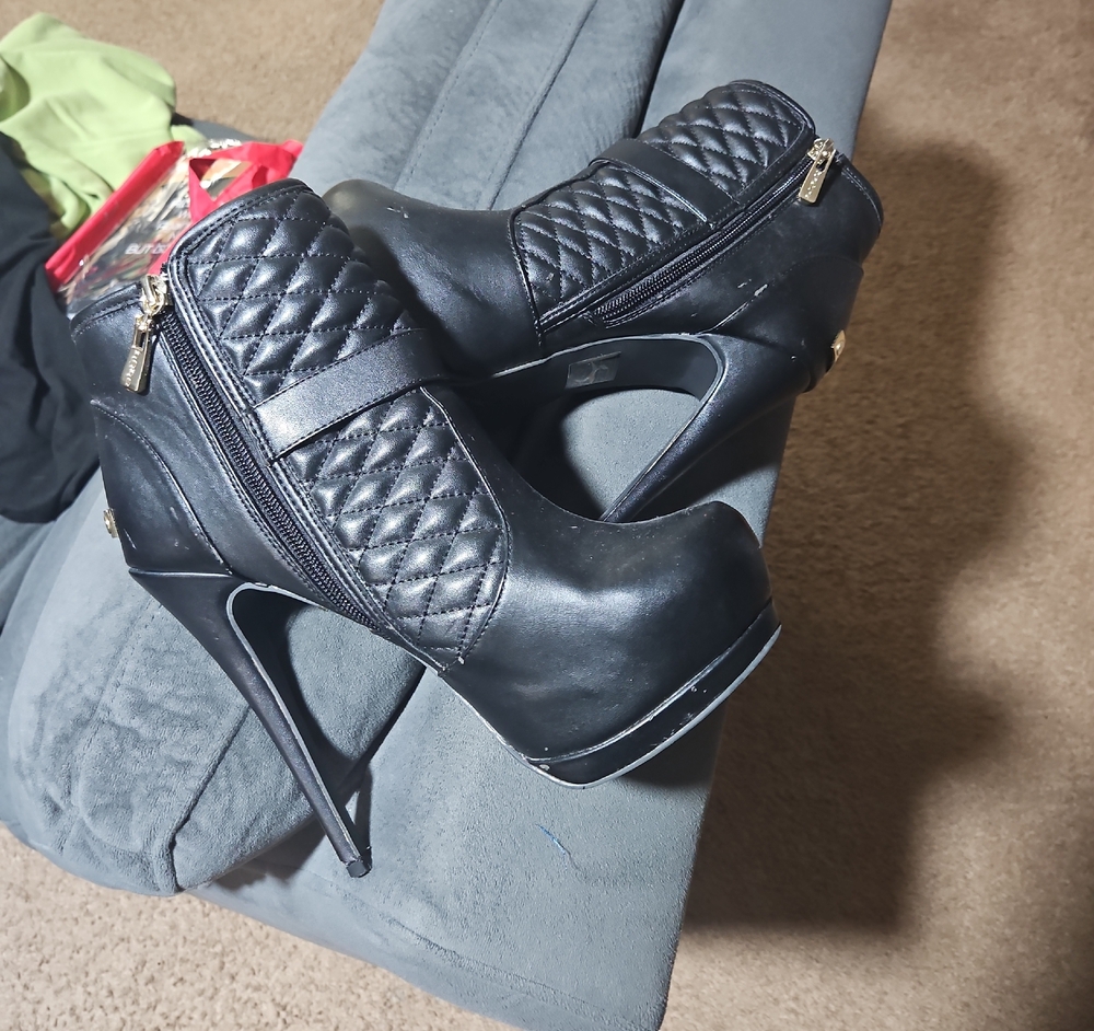 bebe Black Quilted Heeled Boots